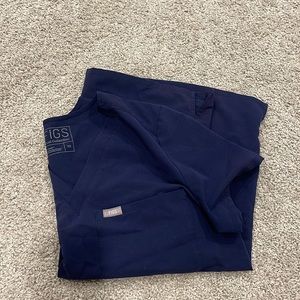 Figs one pocket scrub top size XS navy